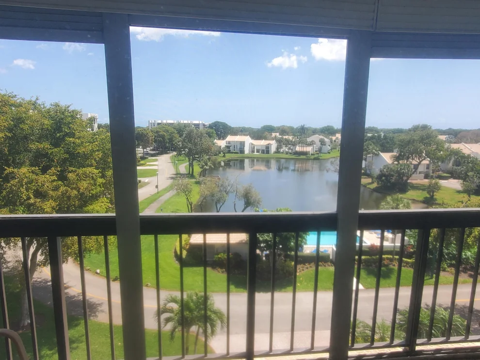 Unit for sale at 1564 Bridgewood Drive, Boca Raton, FL 33434