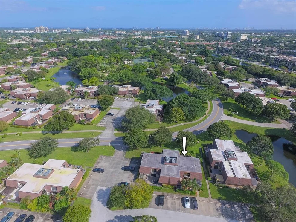 Unit for sale at 1904 19th Lane, Palm Beach Gardens, FL 33418