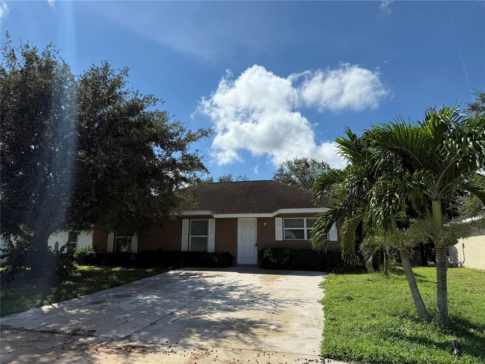 Unit for sale at 622 Orchard Park Drive, Clewiston, FL 33440