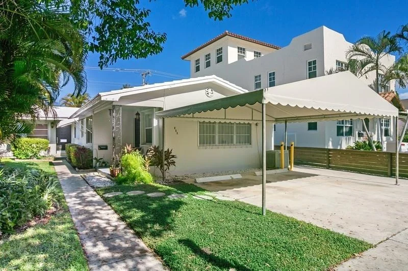 Unit for sale at 325 Nottingham Boulevard, West Palm Beach, FL 33405