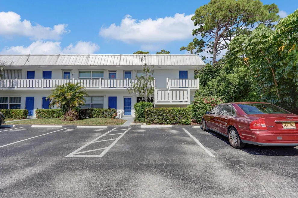 Unit for sale at 2929 SE Ocean Boulevard, Stuart, FL 34996