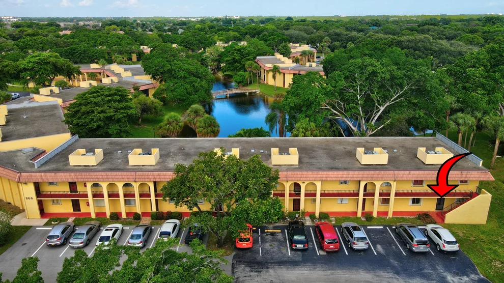 Unit for sale at 866 SW 9th Street Circle, Boca Raton, FL 33486