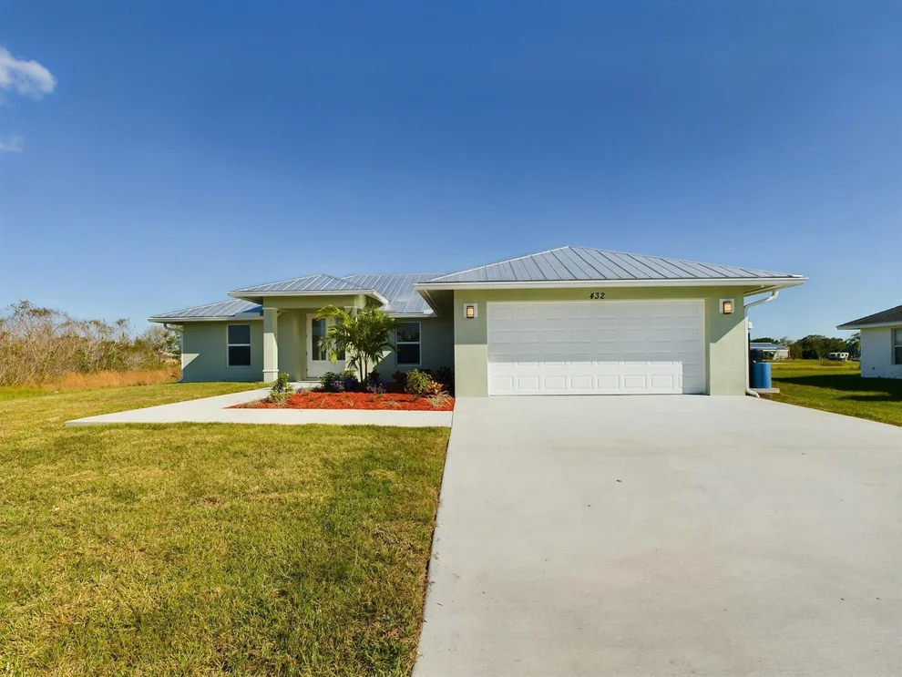Unit for sale at 432 SW 86th Avenue, Okeechobee, FL 34974