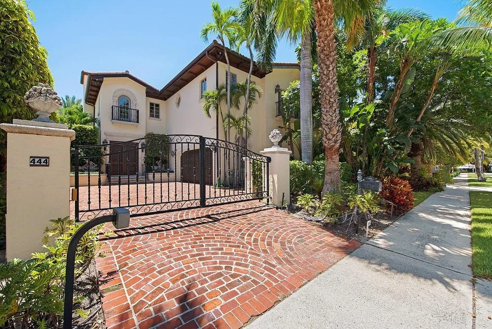 Unit for sale at 444 Brazilian Avenue, Palm Beach, FL 33480