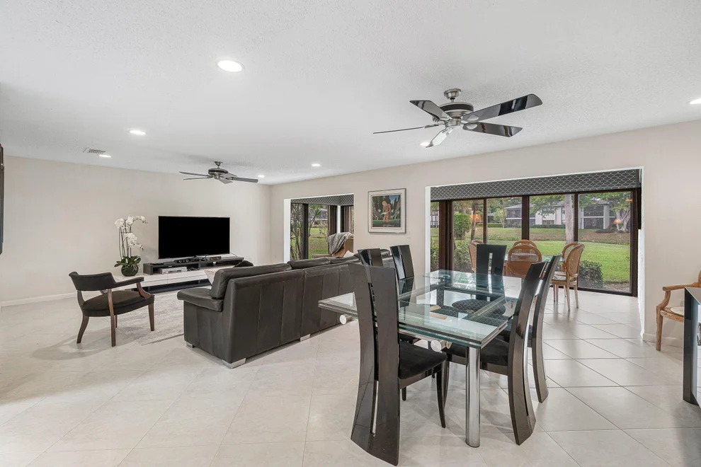 Unit for sale at 33 Southport Lane, Boynton Beach, FL 33436