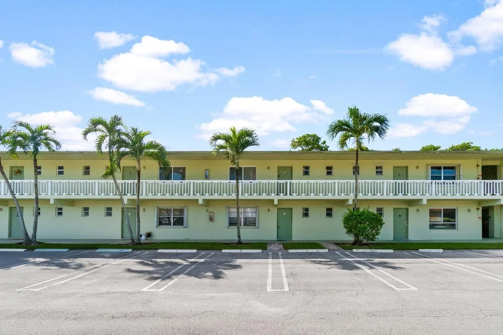 Unit for sale at 658 NE 6th Court E, Boynton Beach, FL 33435