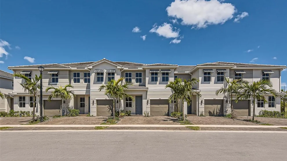 Unit for sale at 17116 SW 2nd Circle, Pembroke Pines, FL 33027