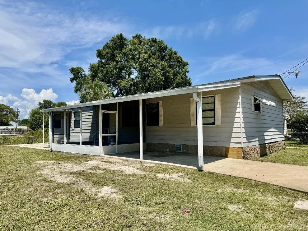 Unit for sale at 9171 SE 59th Drive, Okeechobee, FL 34974