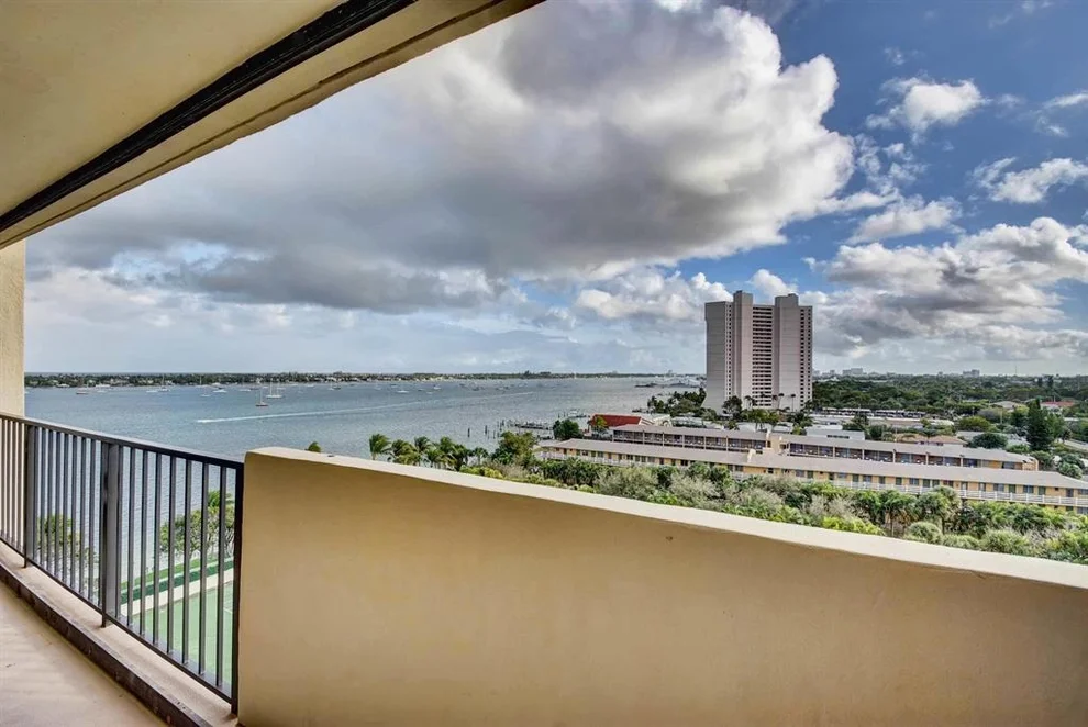 Unit for sale at 5600 N Flagler Drive, West Palm Beach, FL 33407
