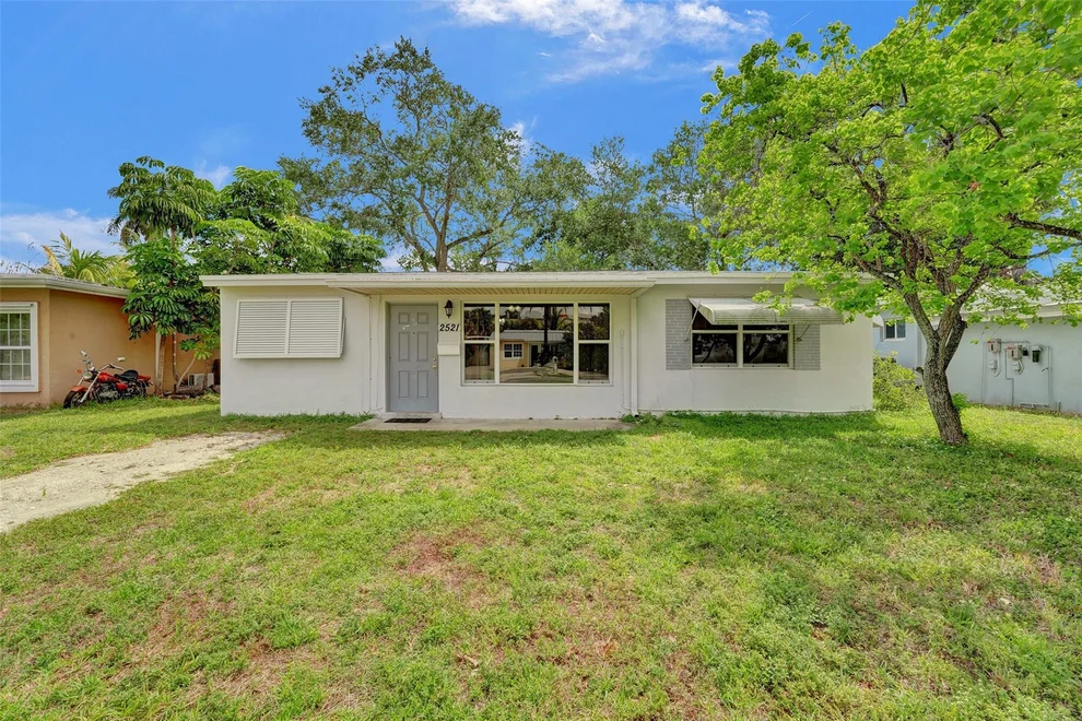 Unit for sale at 2521 N 28th Avenue, Hollywood, FL 33020