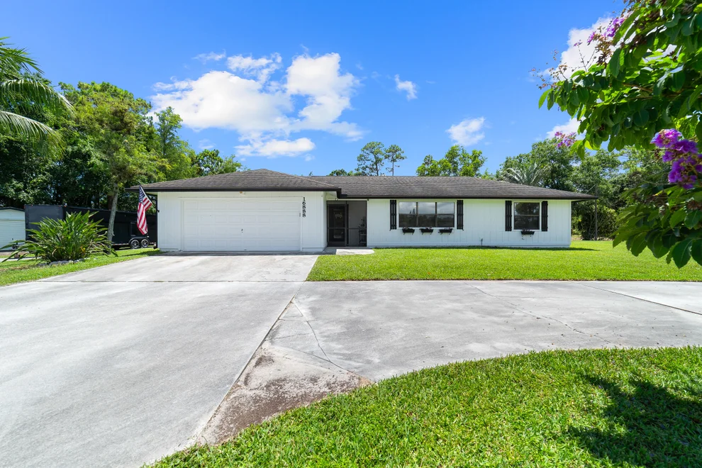 Unit for sale at 16888 W Stallion Drive, Loxahatchee, FL 33470