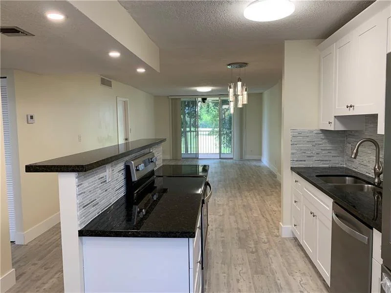 Unit for sale at 250 Jacaranda Drive, Plantation, FL 33324