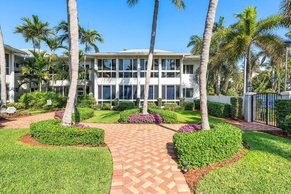Unit for sale at 200 Andrews Avenue, Delray Beach, FL 33483