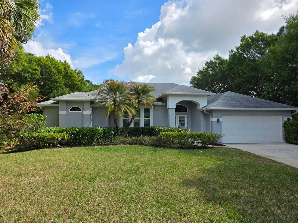 Unit for sale at 7685 SE Pleasant Ridge Court, Stuart, FL 34997
