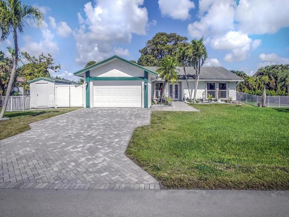Unit for sale at 11501 NW 27 Street, Plantation, FL 33323
