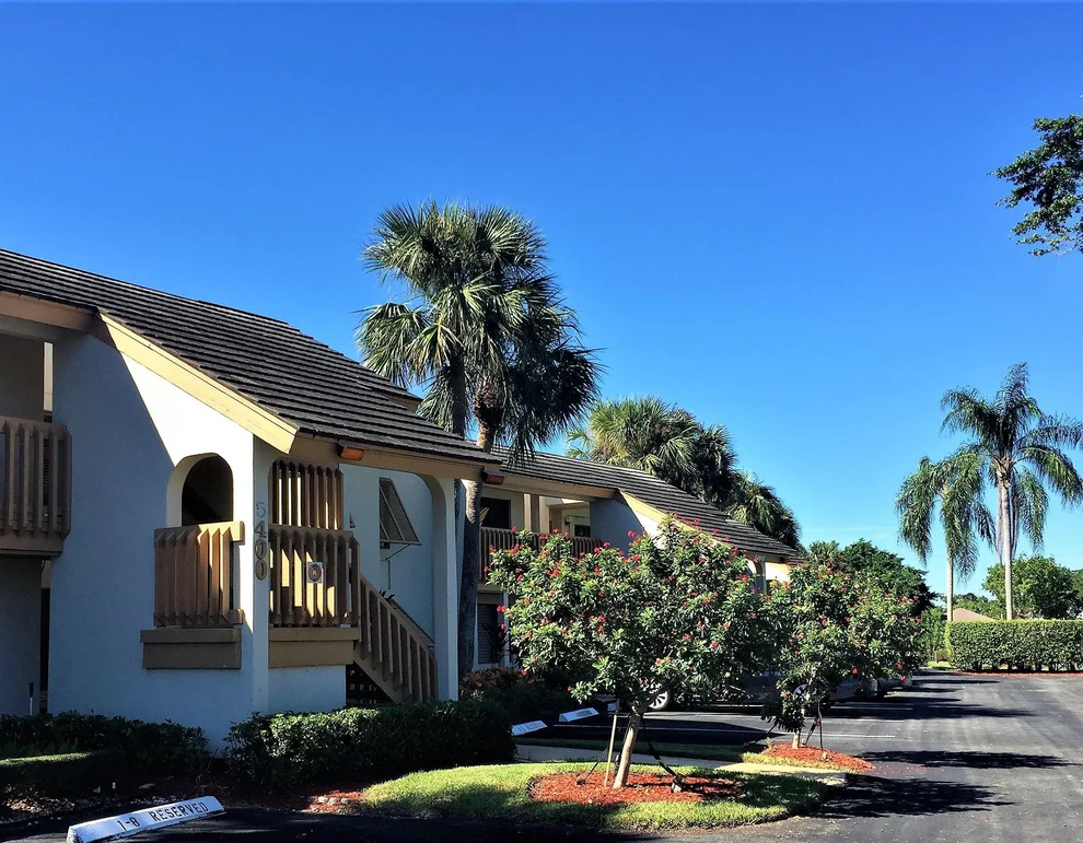 Unit for sale at 5400 Cedar Lake Drive, Boynton Beach, FL 33437