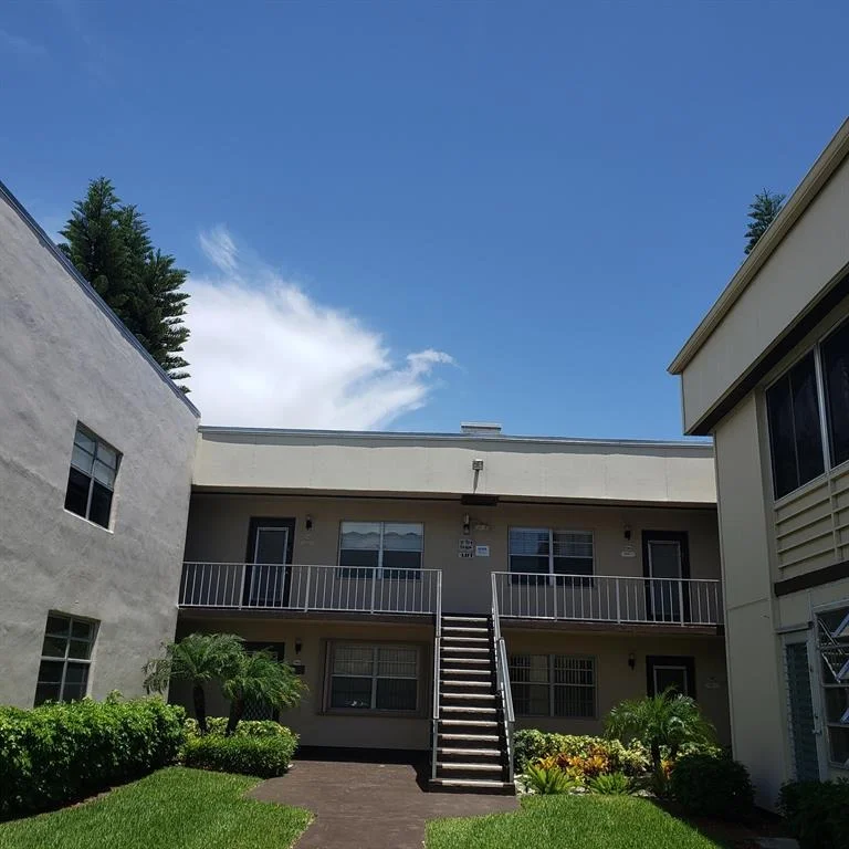 Unit for sale at 929 Flanders T, Delray Beach, FL 33484