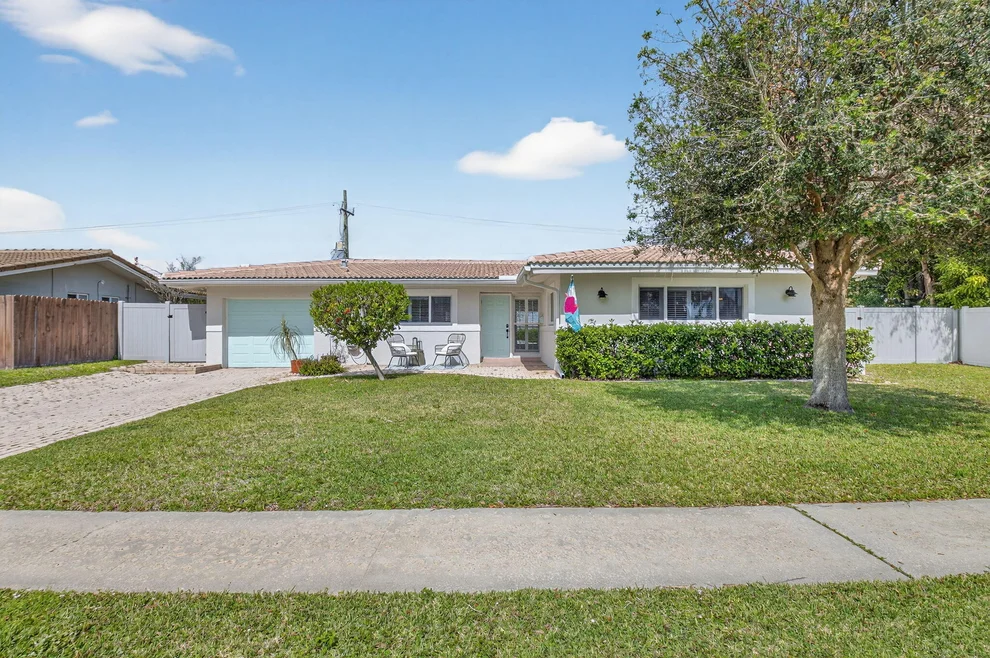 Unit for sale at 1231 SW 4th Street, Boca Raton, FL 33486