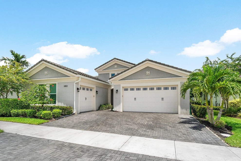 Unit for sale at 5862 Whippoorwill Circle, Westlake, FL 33470