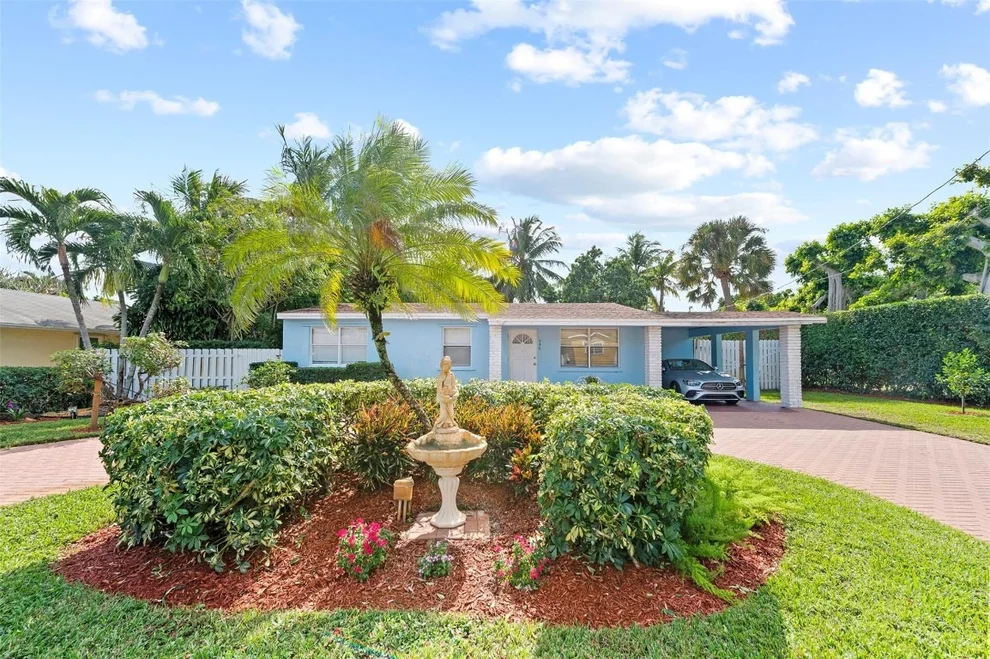 Unit for sale at 946 Alamanda Road, West Palm Beach, FL 33405