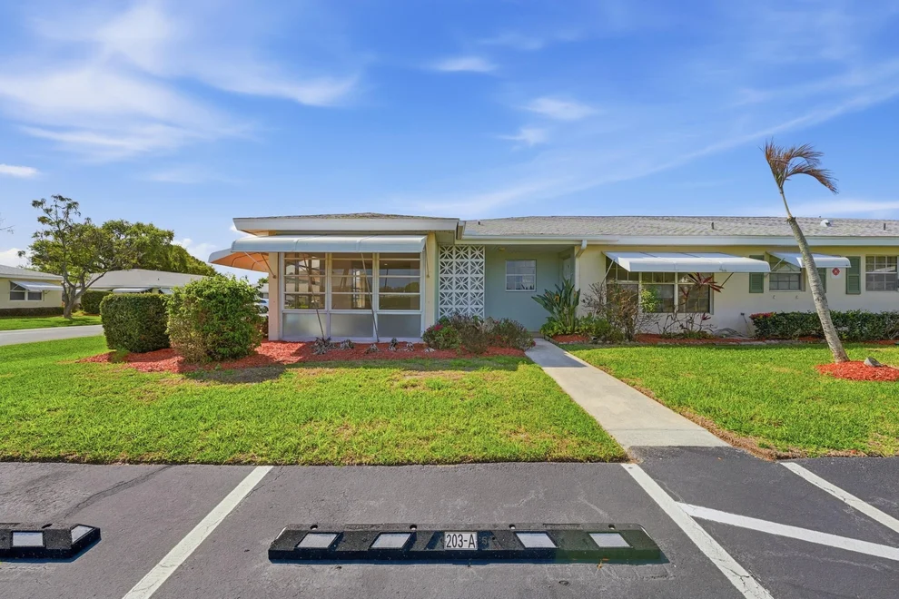 Unit for sale at 203 Manatee Lane, Fort Pierce, FL 34982