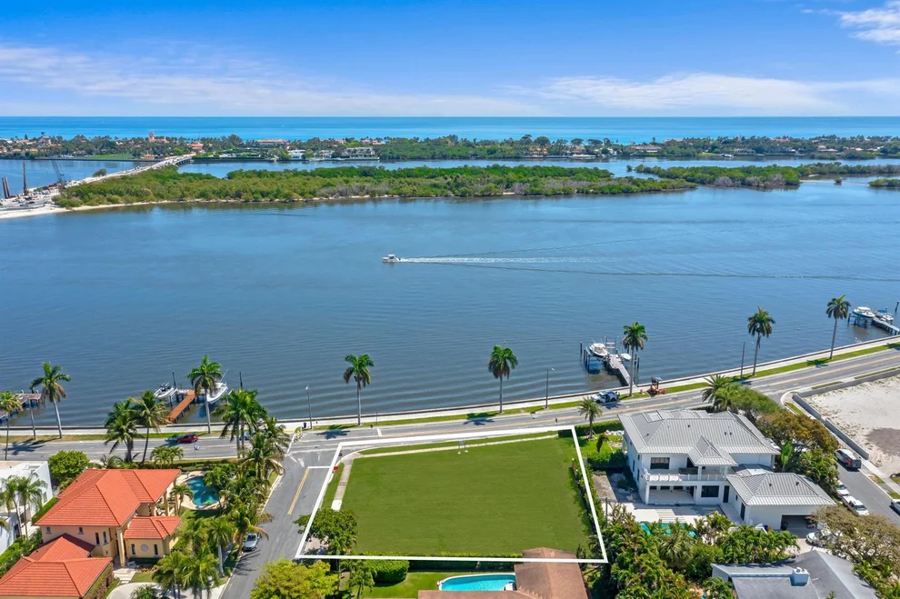 Unit for sale at 4401 S Flagler Drive, West Palm Beach, FL 33405