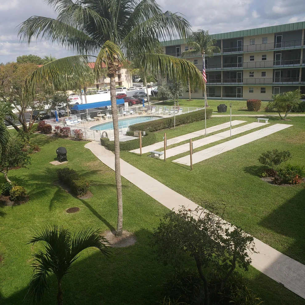 Unit for sale at 806 SE 7th Street, Deerfield Beach, FL 33441