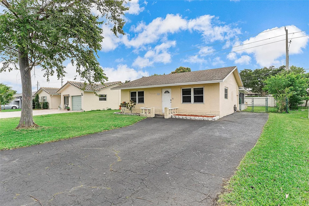 Unit for sale at 9804 NW 70th Street, Tamarac, FL 33321