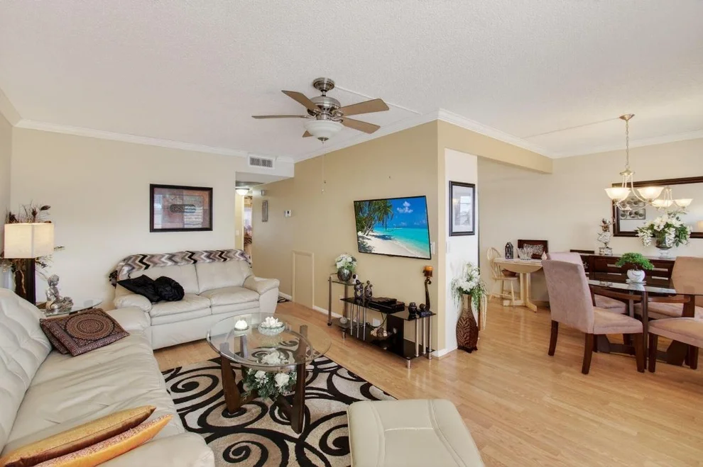 Unit for sale at 4082 Wolverton E, Boca Raton, FL 33434