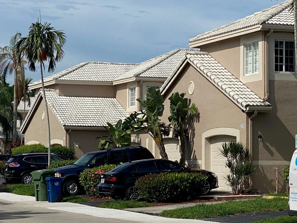 Unit for sale at 2253 Salerno Circle, Weston, FL 33327