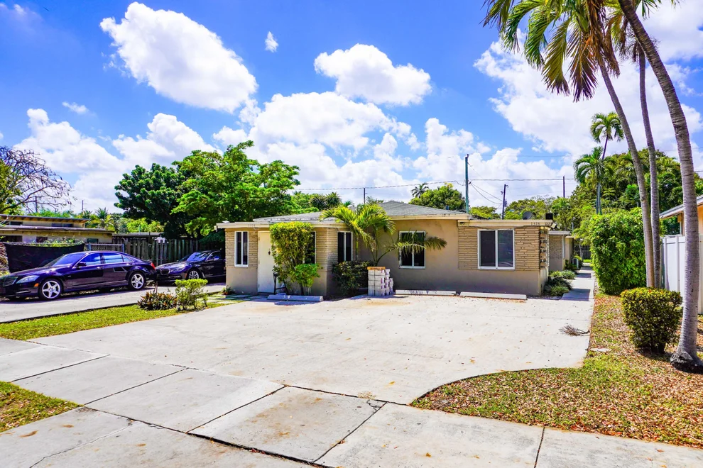 Unit for sale at 1314 S 20TH Avenue, Hollywood, FL 33020