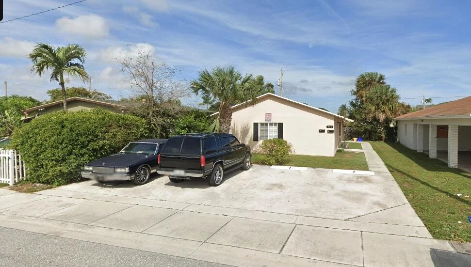 Unit for sale at 940 W 36th Street, Riviera Beach, FL 33404