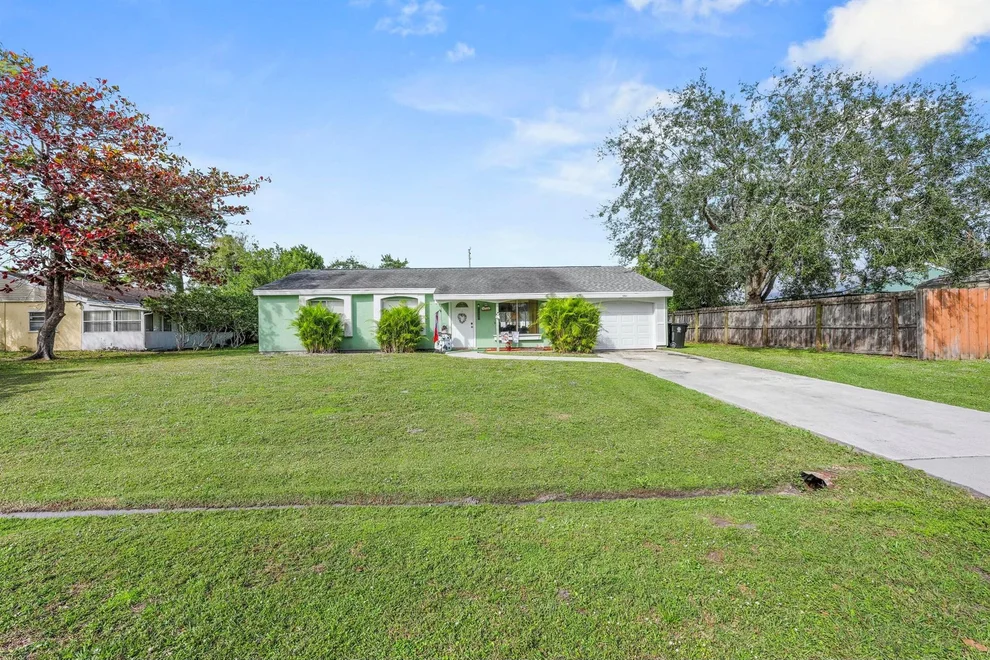 Unit for sale at 1261 SE Rickenbacker Terrace, Port St Lucie, FL 34952