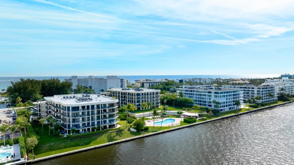 Unit for sale at 2778 S Ocean Boulevard, Palm Beach, FL 33480