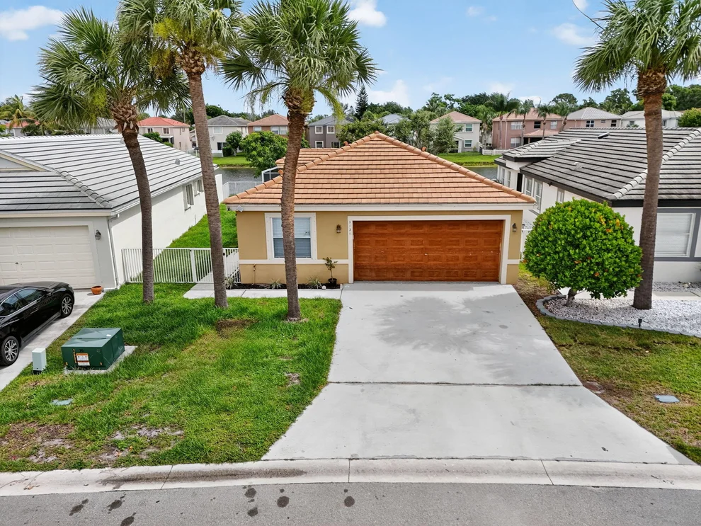 Unit for sale at 6121 Spring Isles Boulevard, Lake Worth, FL 33463