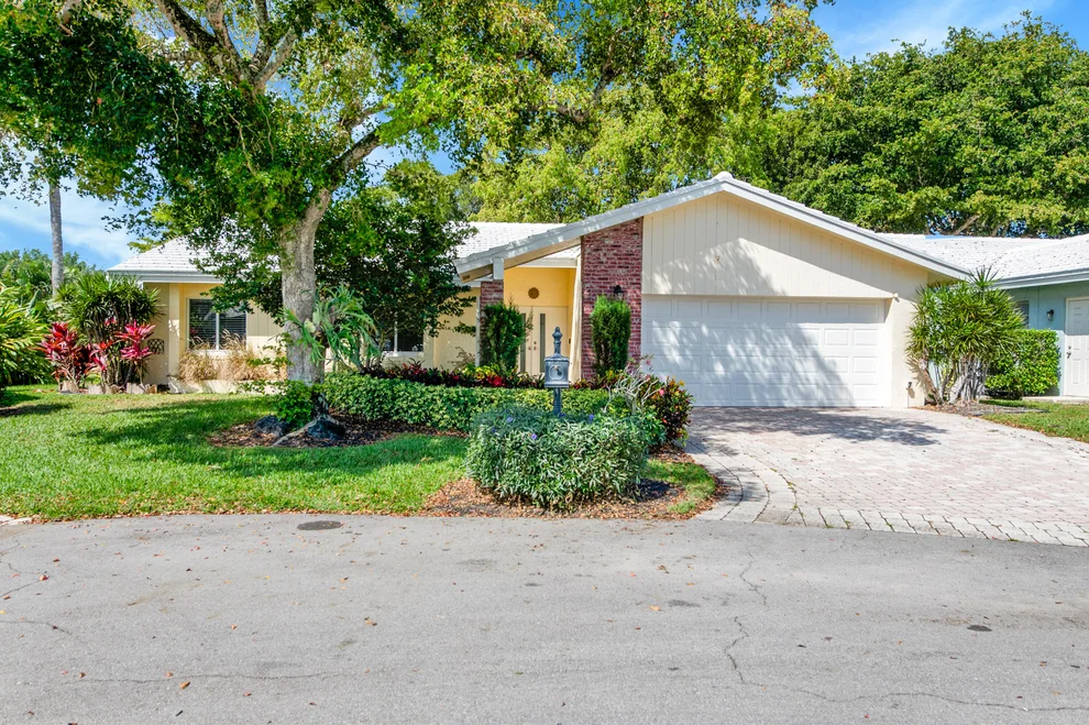 Unit for sale at 22071 Brentwood Circle, Boca Raton, FL 33433