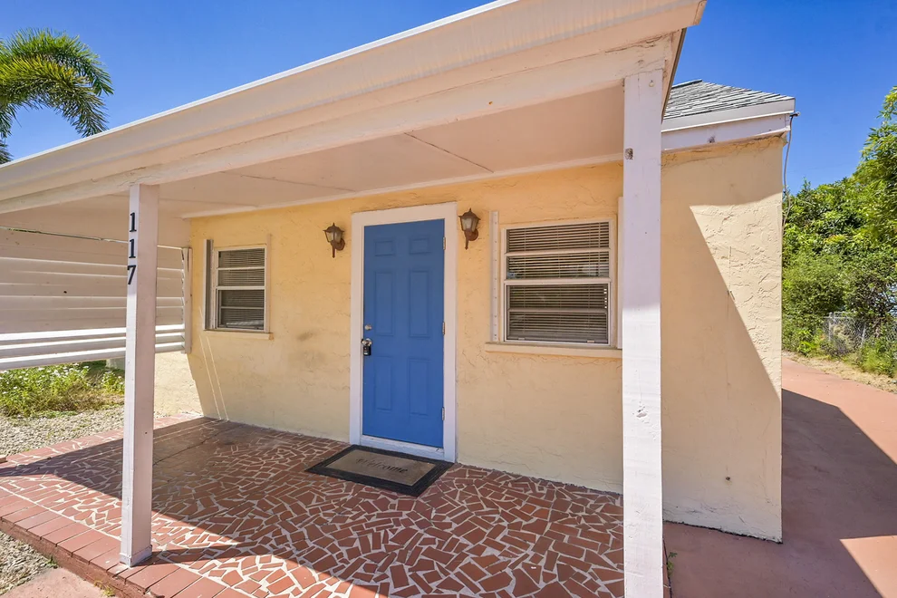Unit for sale at 117 Mayfield Road, Lantana, FL 33462