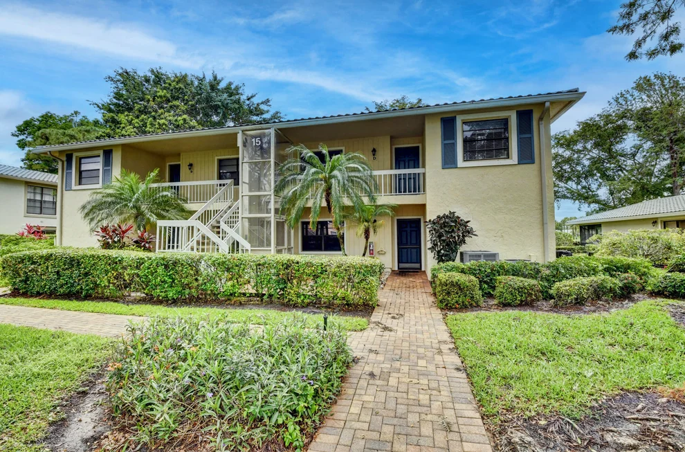 Unit for sale at 15 Westgate Lane, Boynton Beach, FL 33436