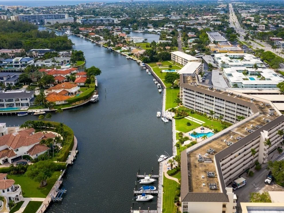 Unit for sale at 400 N Federal Highway, Deerfield Beach, FL 33441