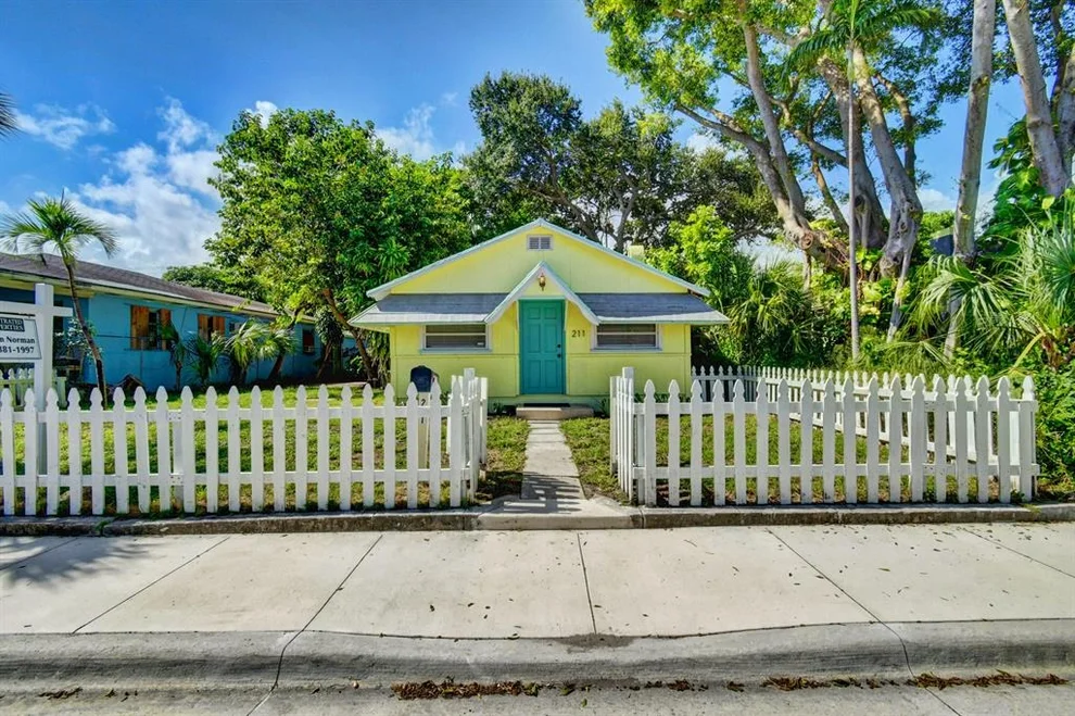 Unit for sale at 211 S L Street, Lake Worth Beach, FL 33460