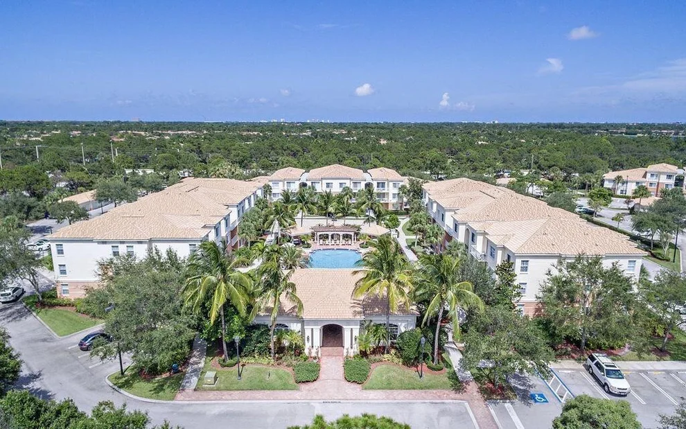 Unit for sale at 1303 Myrtlewood Circle E, Palm Beach Gardens, FL 33418