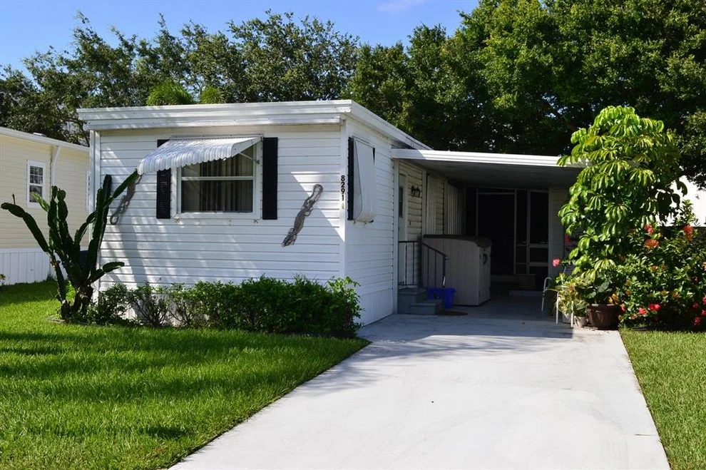 Unit for sale at 8291 E Club Road, Boca Raton, FL 33433