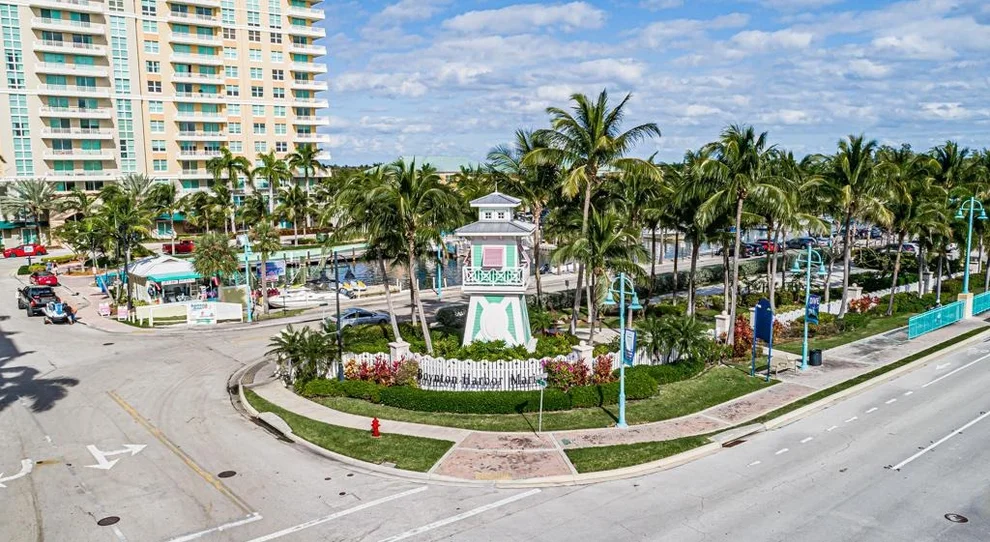 Unit for sale at 100 NE 6th Street, Boynton Beach, FL 33435
