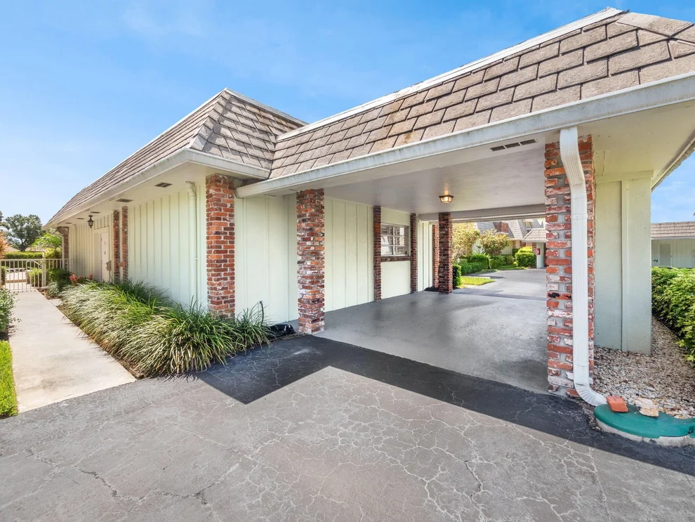 Unit for sale at 324 Orange Tree Drive, Atlantis, FL 33462