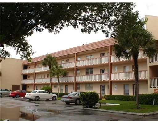 Unit for sale at 5851 NW 62nd Avenue, Tamarac, FL 33319