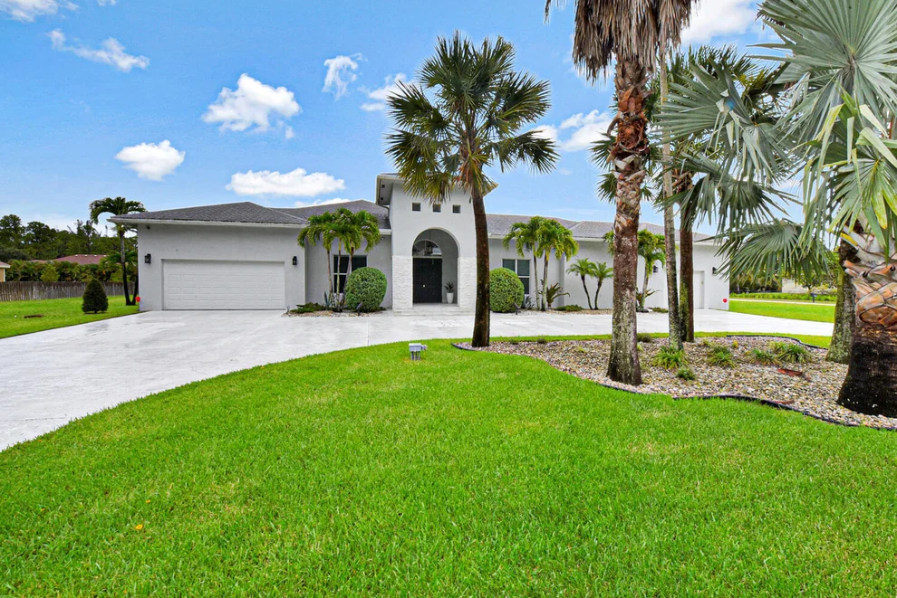 Unit for sale at 15503 Temple Boulevard, Loxahatchee, FL 33470