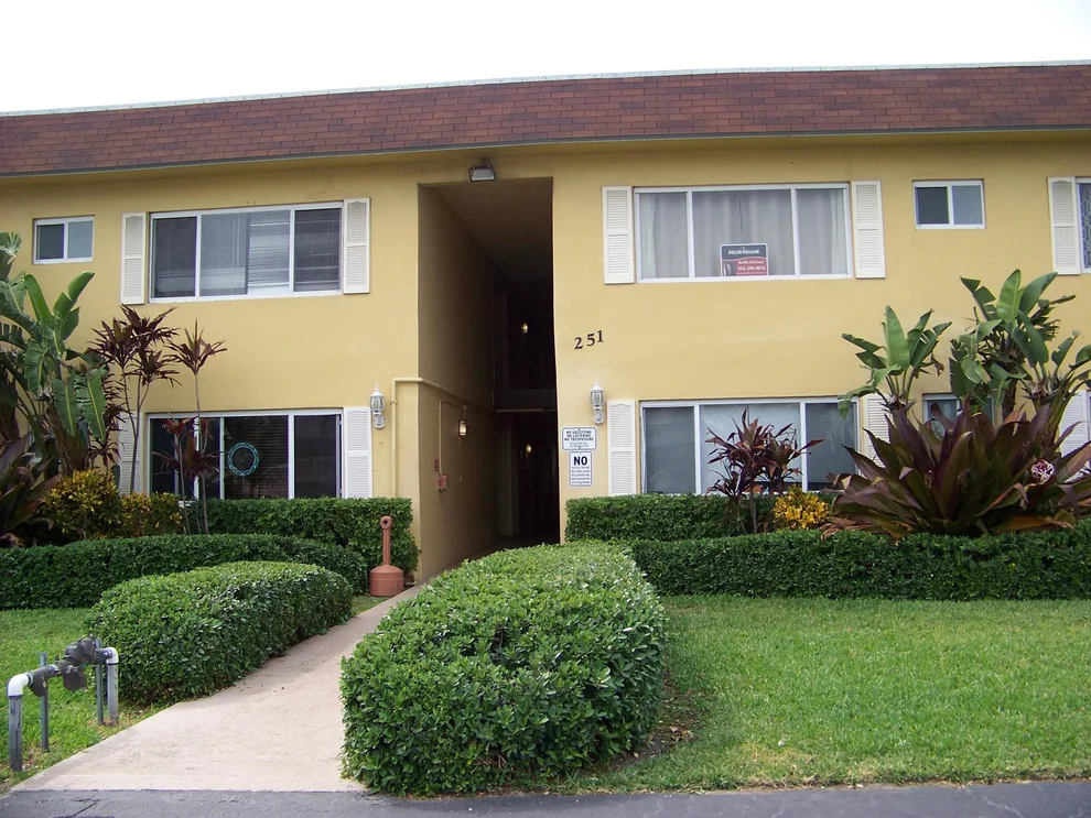 Unit for sale at 251 SE 6th Avenue, Pompano Beach, FL 33060