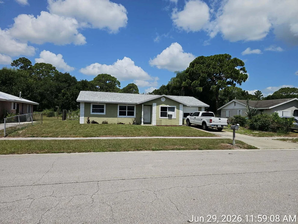Unit for sale at 2605 Bennett Drive, Fort Pierce, FL 34946
