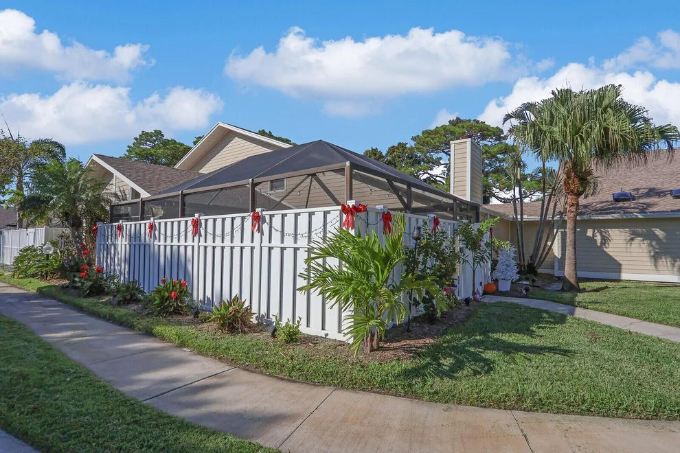 Unit for sale at 102 Summerwinds Lane, Jupiter, FL 33458