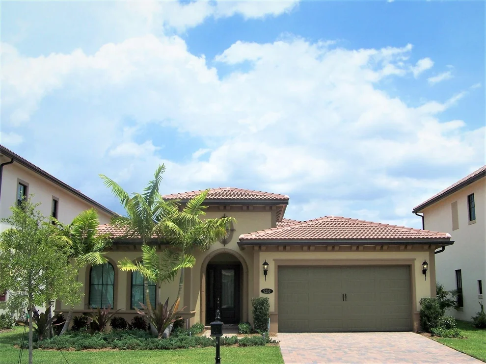 Unit for sale at 9210 Solstice Circle, Parkland, FL 33076